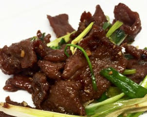 Order 1. Mongolian Beef Lunch food online from VIP Chinese Restaurant store, Los Angeles on bringmethat.com