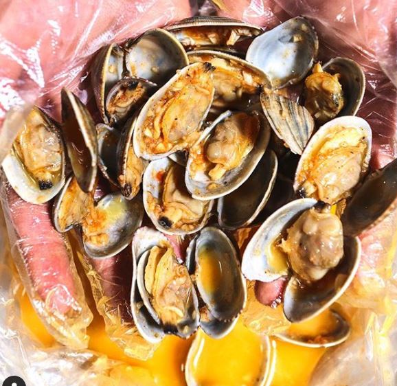 Order 1 lb. Clam food online from Holly Crab store, Boston on bringmethat.com