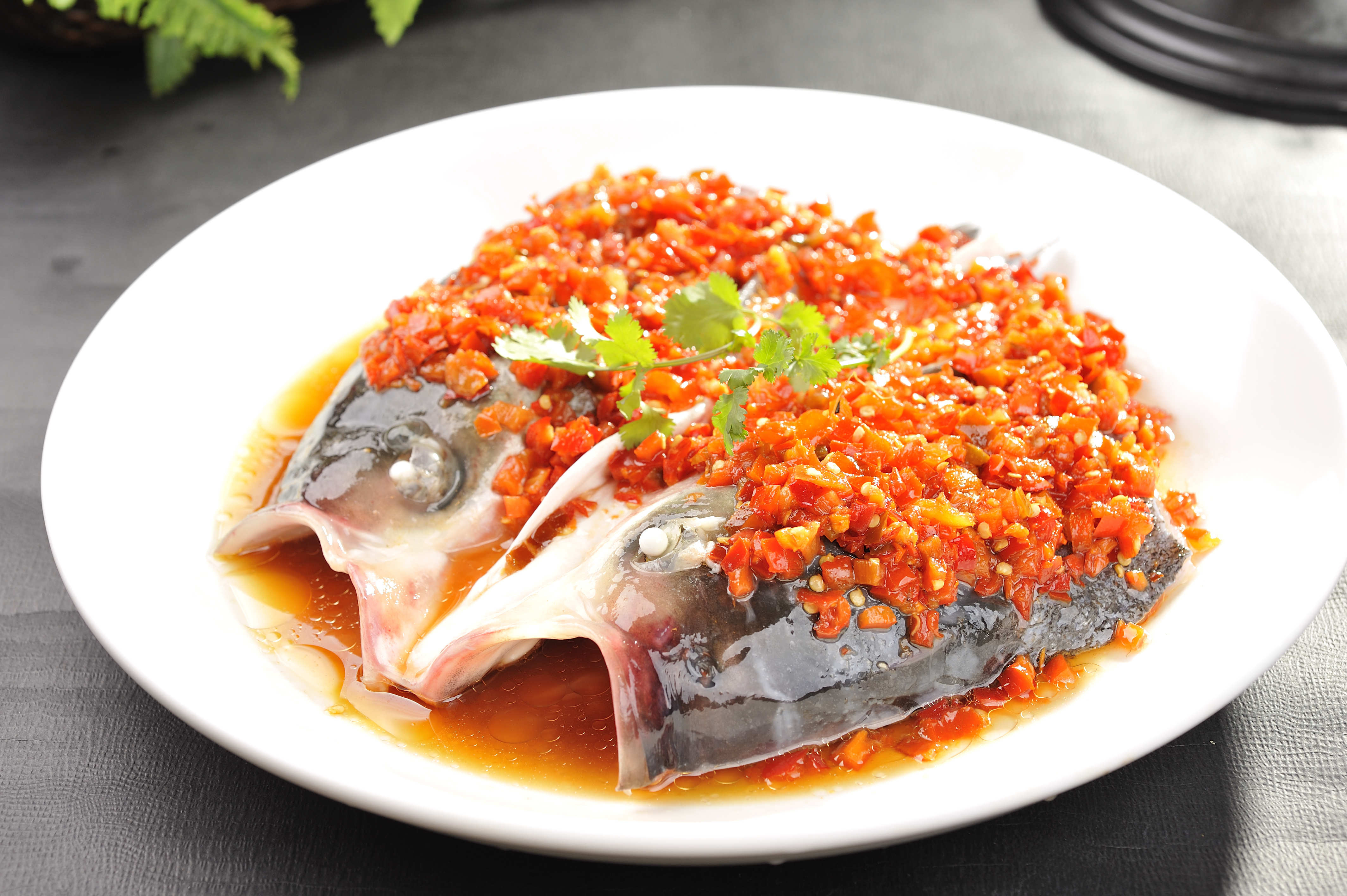 Order C1老坛剁椒鱼头王Steamed Fish Head with Chopped Pepper food online from Easterly store, Millbrae on bringmethat.com