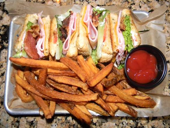 Order Texas Club food online from The Quarter Bar & Grill store, Addison on bringmethat.com
