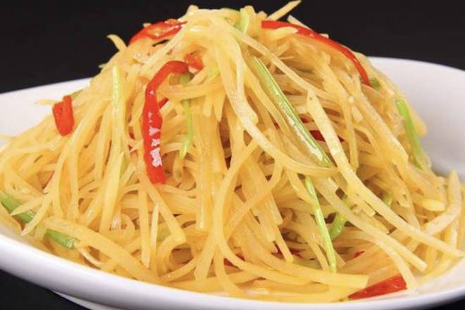 Order Fried Shredded Potatoes 炝炒土豆丝 food online from Beijing Noodle House 同顺面馆 store, Lake Forest on bringmethat.com