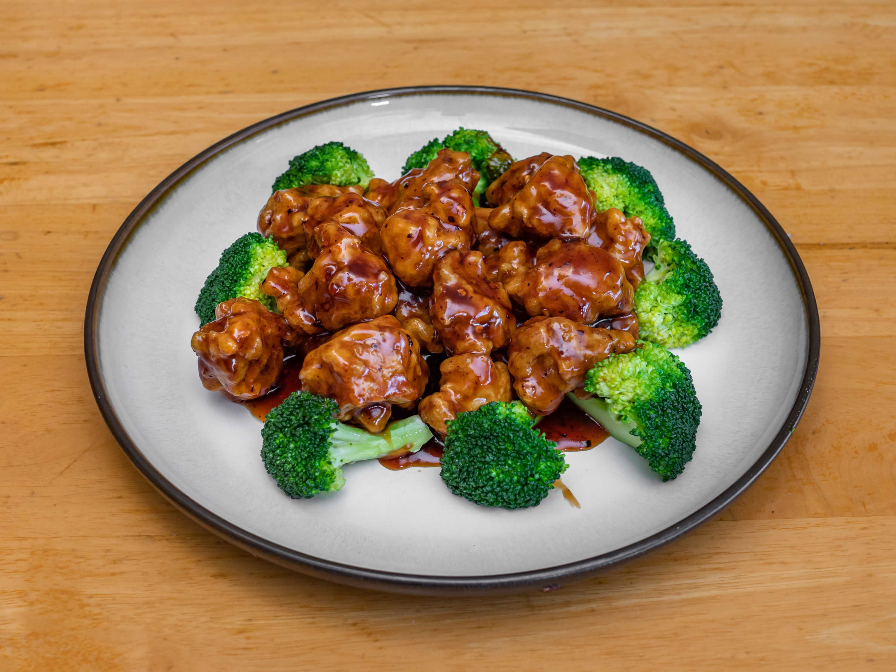 Order E4. Chicken with Broccoli food online from Rice King Chinese Restaurant store, Toledo on bringmethat.com