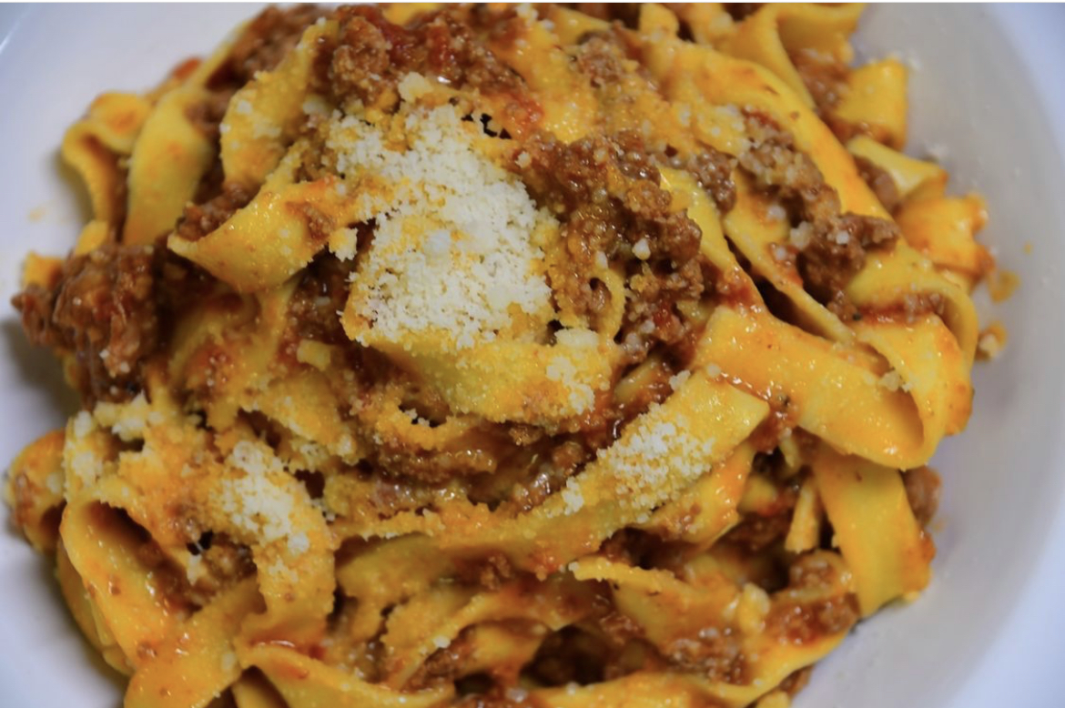 Order Pasta alla Bolognese food online from Numero28 Pizzeria Bergenfield store, Bergenfield on bringmethat.com