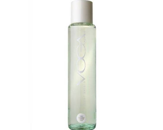 Order Voga, Pinot Grigio · 750 mL  food online from House Of Wine store, New Rochelle on bringmethat.com