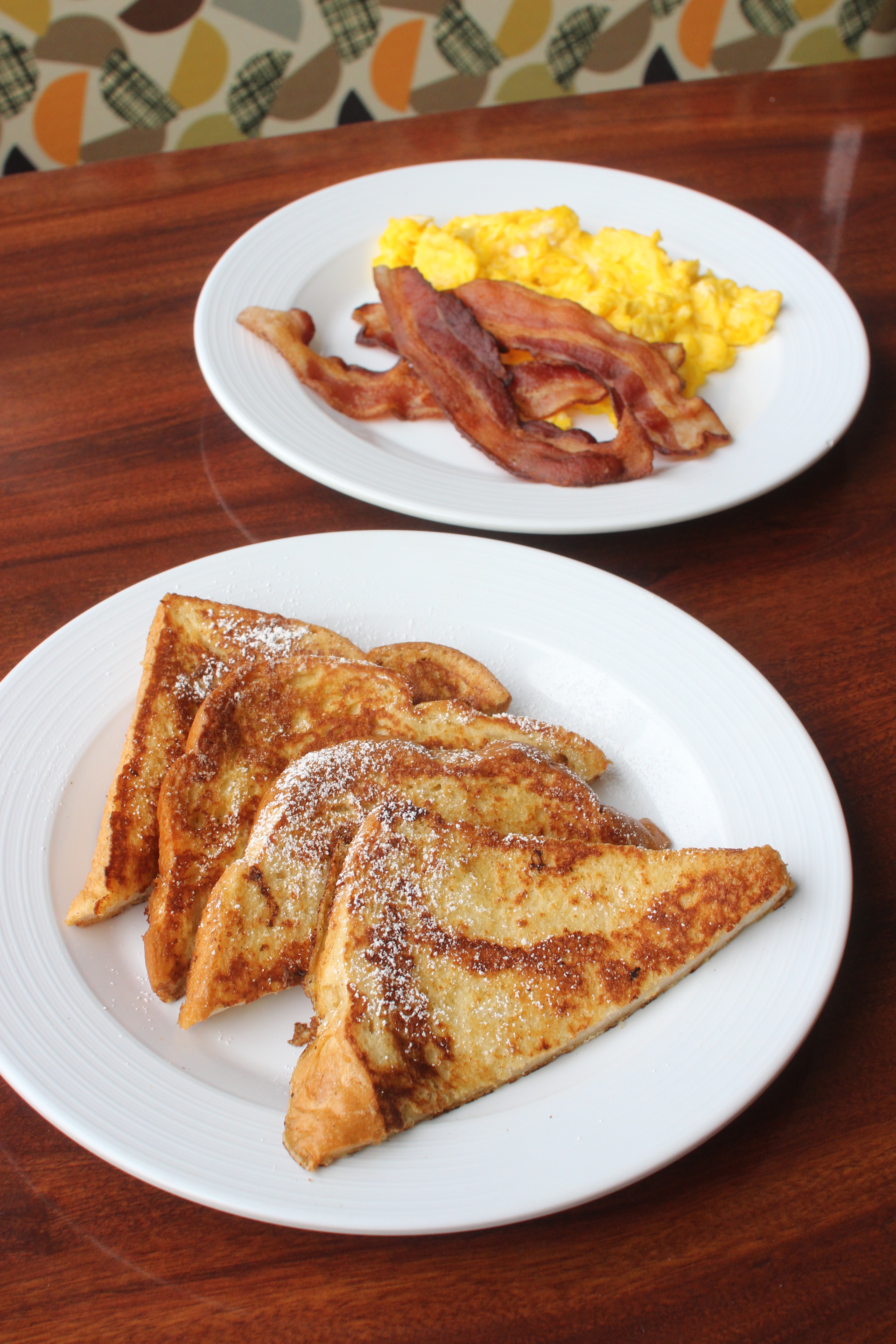 Order French Toast Combo Meal food online from Deluxe Diner store, Chicago on bringmethat.com