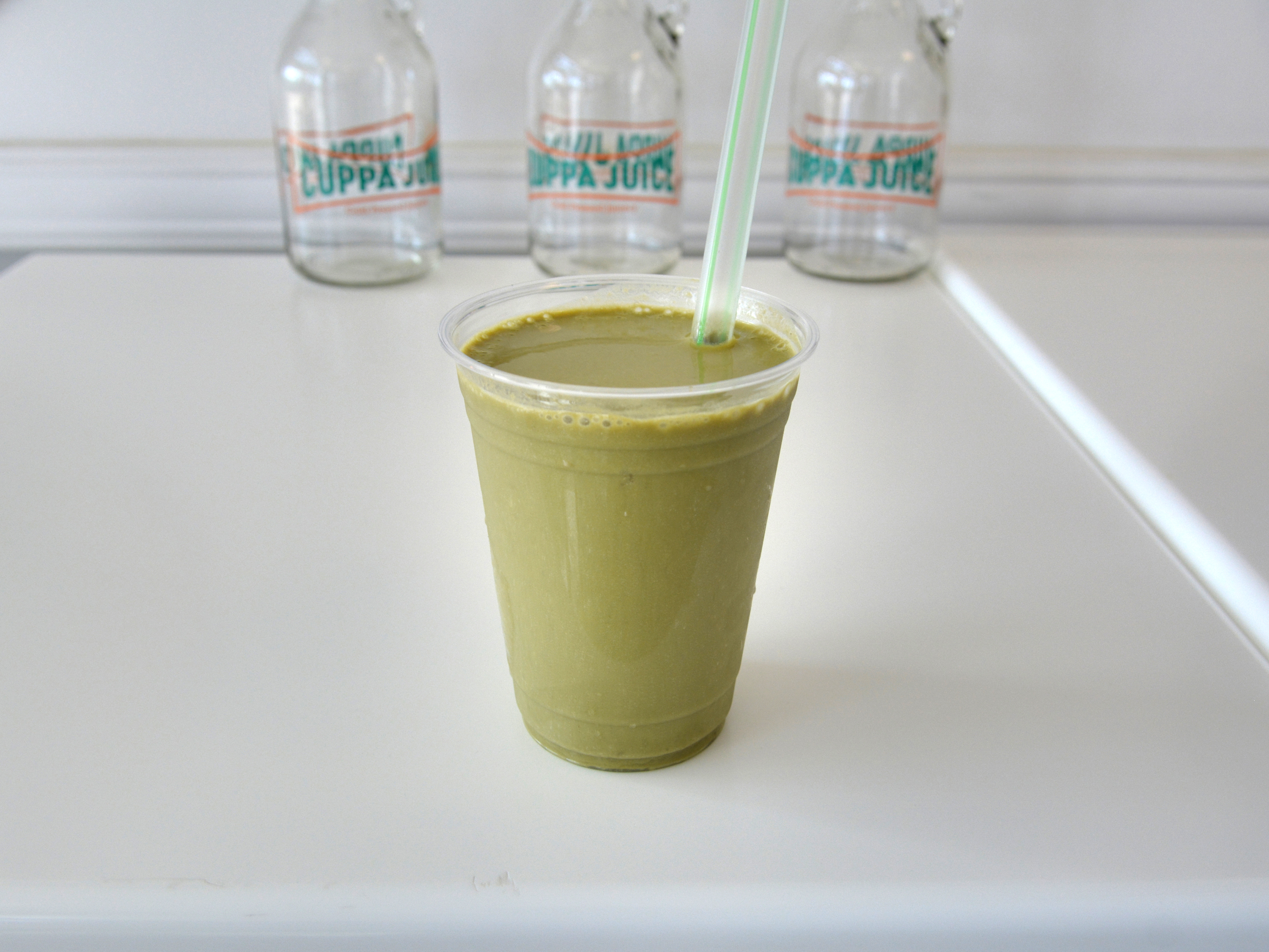 Order Peach Green Tea Smoothie food online from Cuppa Juice Cold Pressed Juicery store, San Marcos on bringmethat.com