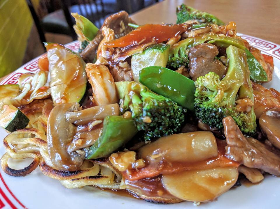 Order C10. House Special Cantonese Pan Fried Noodle food online from Great Win Chinese Restaurant store, Irondequoit on bringmethat.com
