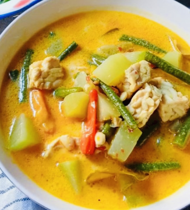 Order Sayur Lodeh food online from Sunny Express store, South El Monte on bringmethat.com