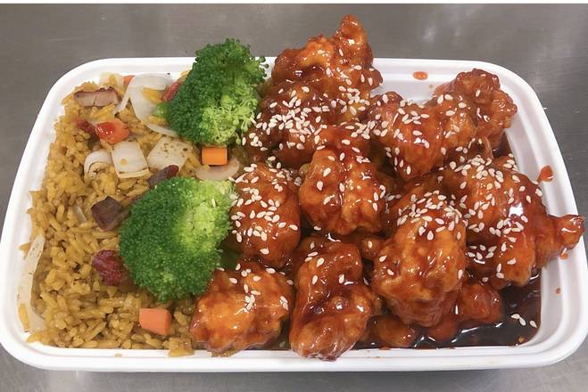 Order C1 Sesame Chicken food online from China Wok store, Cordova on bringmethat.com