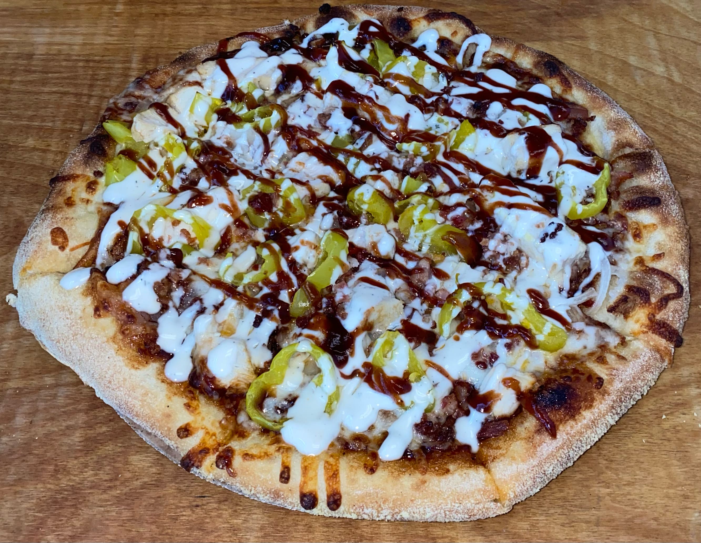 Order BBQ Chicken Pizza - Small 10'' food online from Story's Pizza & Smoothies store, Dayton on bringmethat.com