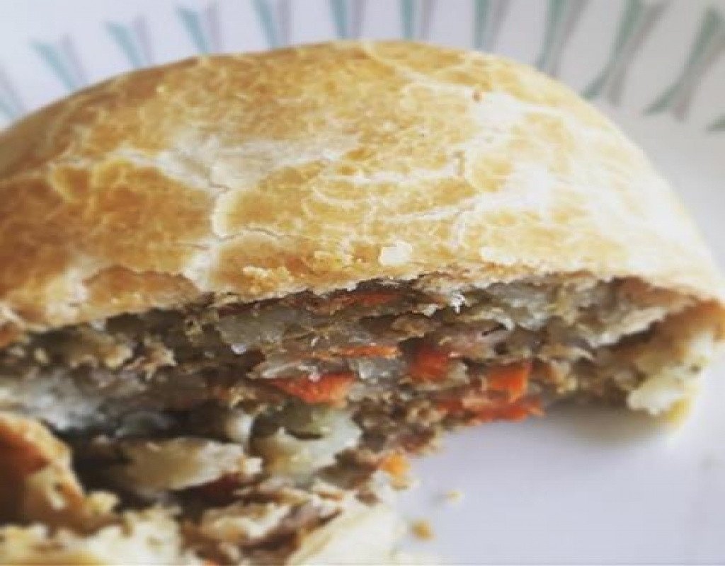 Order Beef Pastie food online from Uncle Peter Pasties store, Lake Orion on bringmethat.com