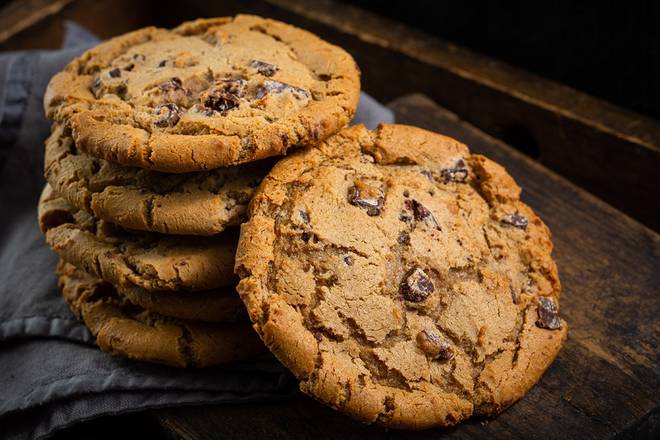 Order Brown Butter Chocolate Chunk Cookie food online from Kneaders Bakery & Cafe store, Yuma on bringmethat.com