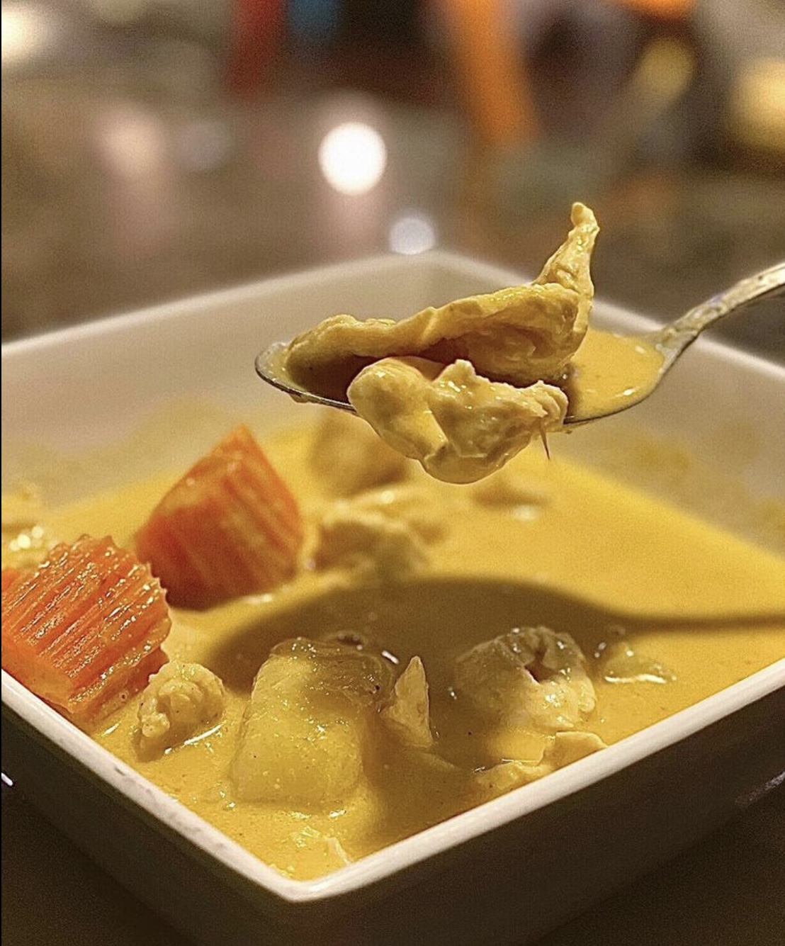 Order Yellow Curry food online from Tahntawan Thai store, Marina Del Rey on bringmethat.com