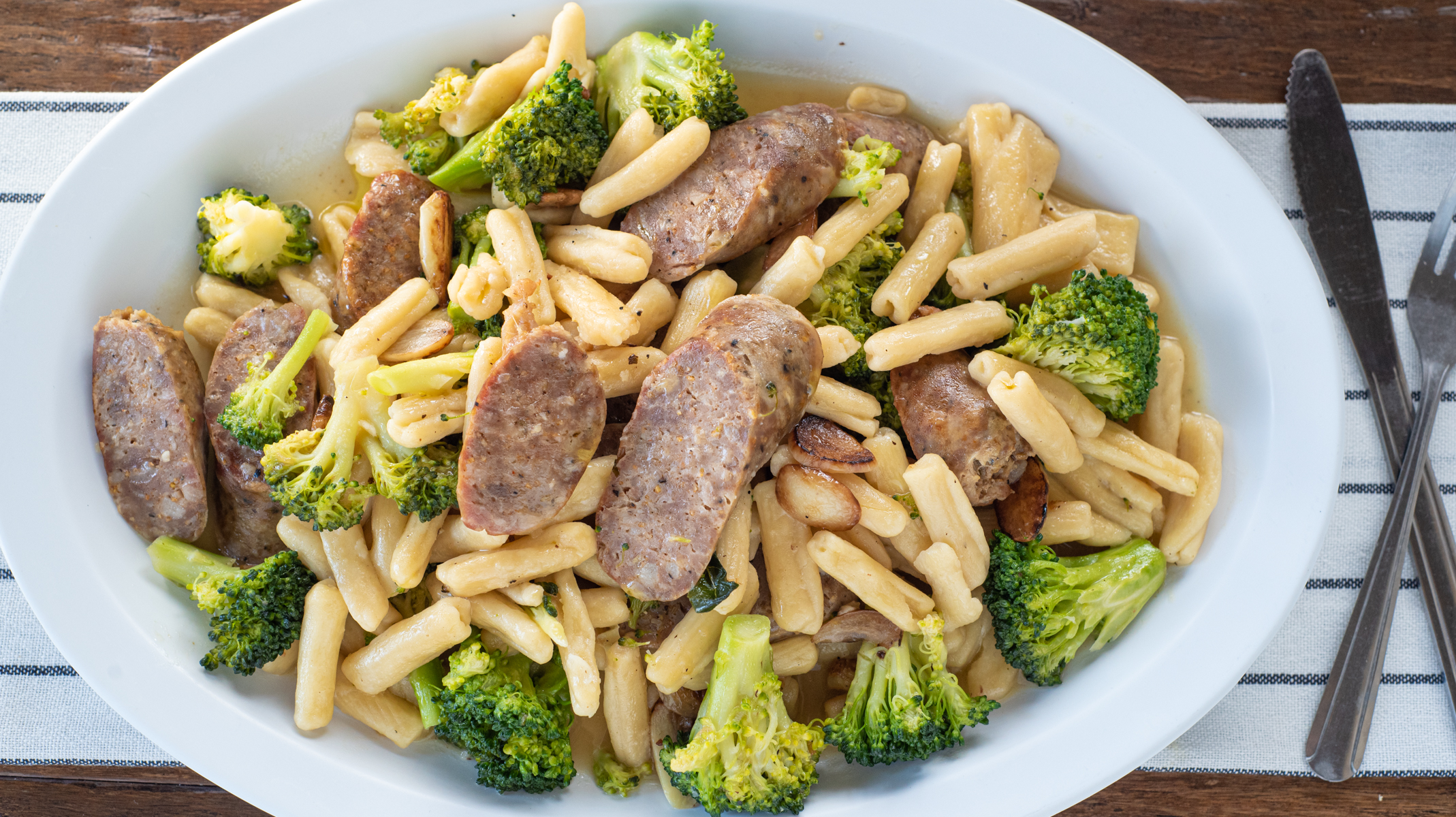 Order Cavatelli with Broccoli, Garlic and Oil food online from Westover Pizza store, Stamford on bringmethat.com