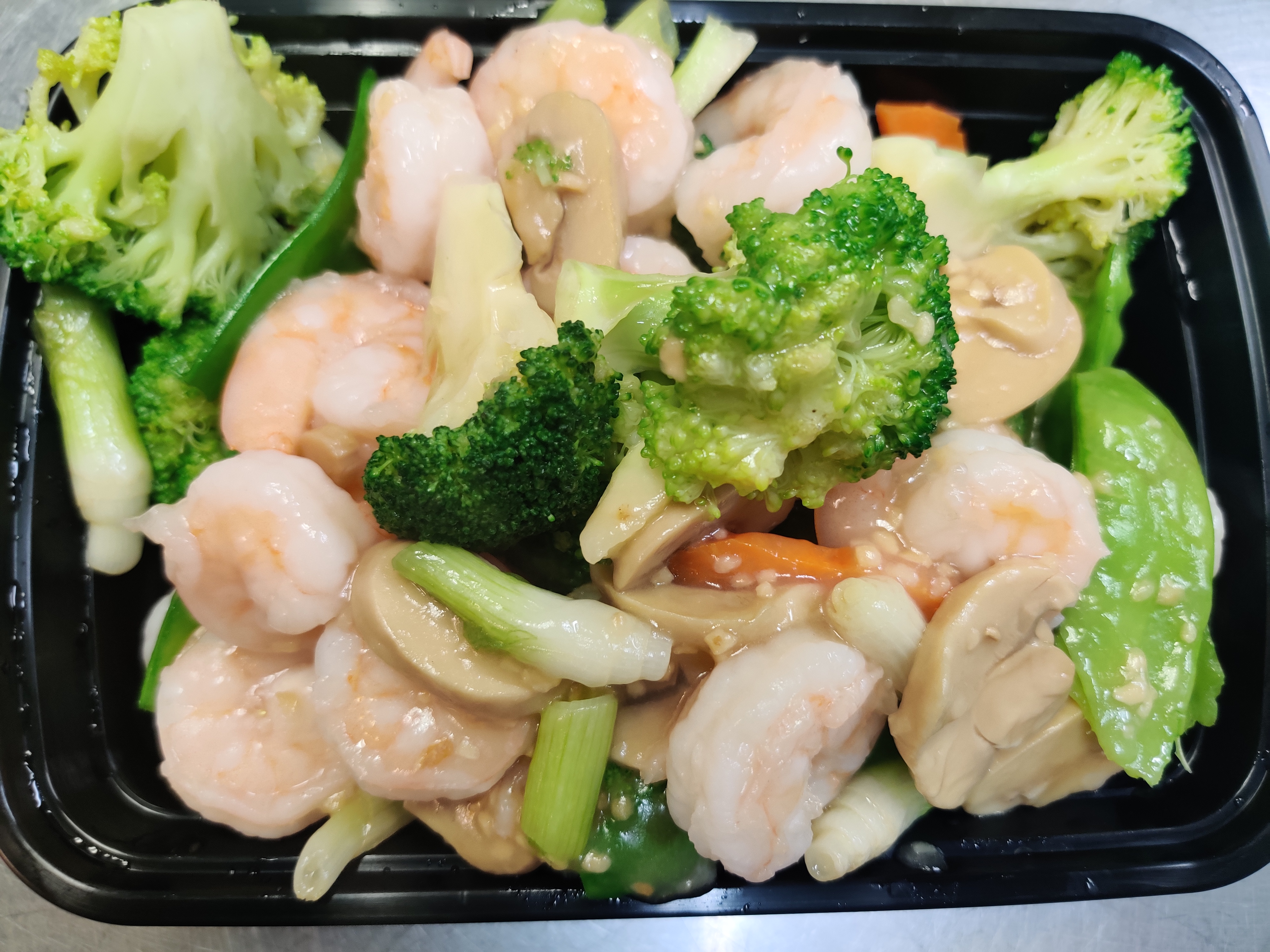 Order SF9. Imperial Sauteed Shrimp food online from 88 Chinese & Sushi Sherman Oaks store, Van Nuys on bringmethat.com