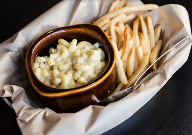 Order Kids Mac N' Cheese  food online from Mr Brews Taphouse store, Madison on bringmethat.com