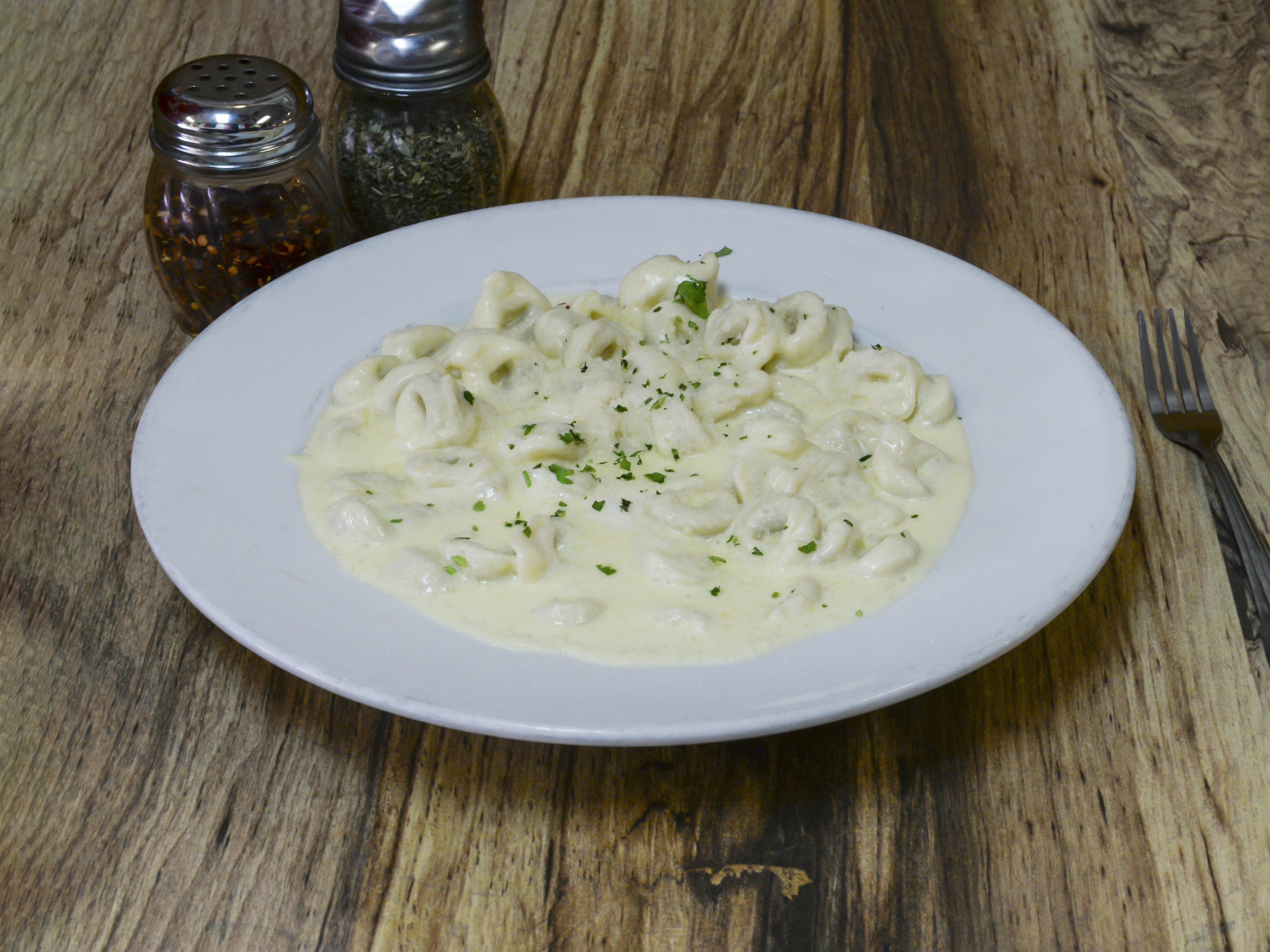 Order Pasta with Alfredo Sauce food online from Crust store, Brick on bringmethat.com