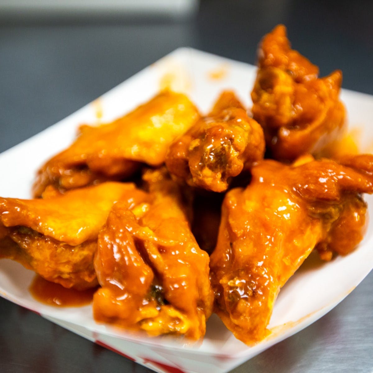 Order Traditional Chicken Wings - (20 Pieces) food online from Dalia's Pizza store, Corona on bringmethat.com