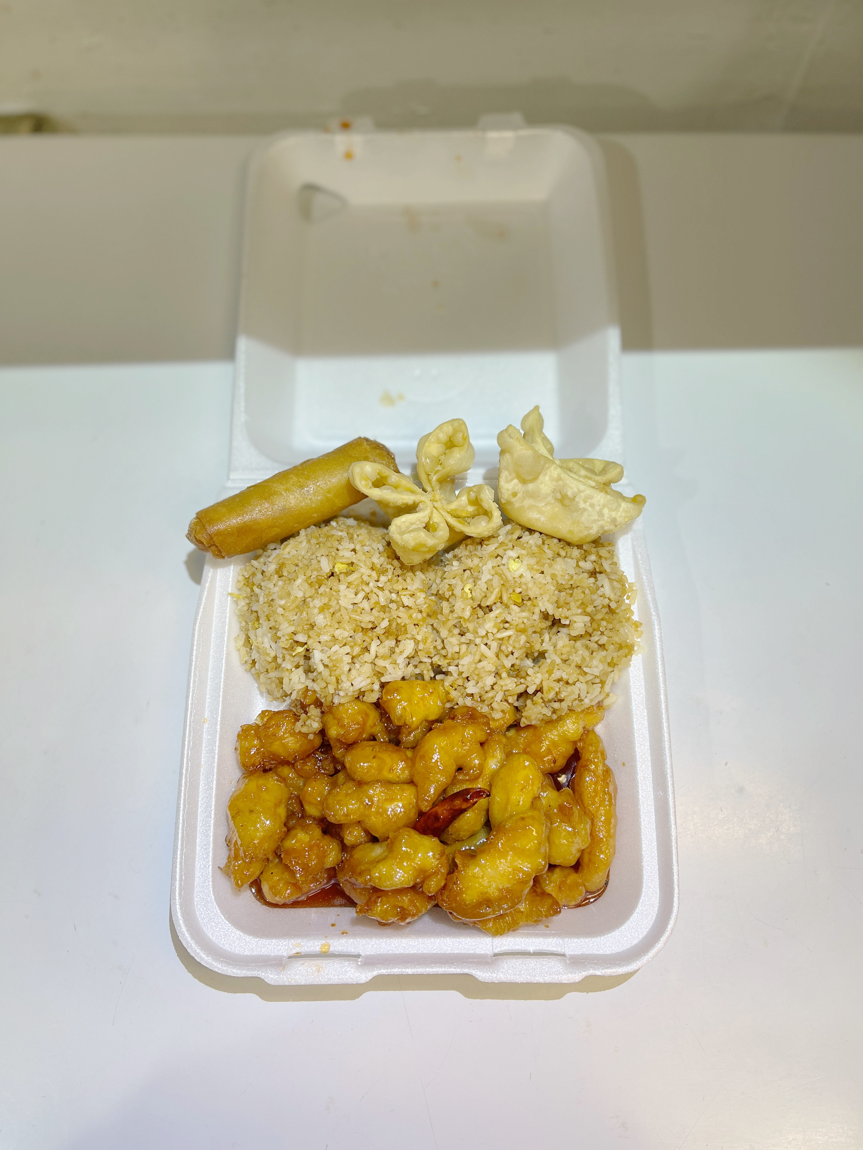 Order C20. General Tso's Chicken Combo Special food online from Fortune Kitchen store, Aurora on bringmethat.com