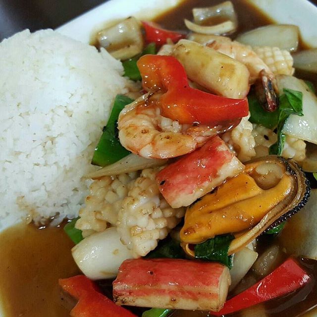Order Mint Seafood food online from Wanya Thai Restaurant store, Canyon Country on bringmethat.com
