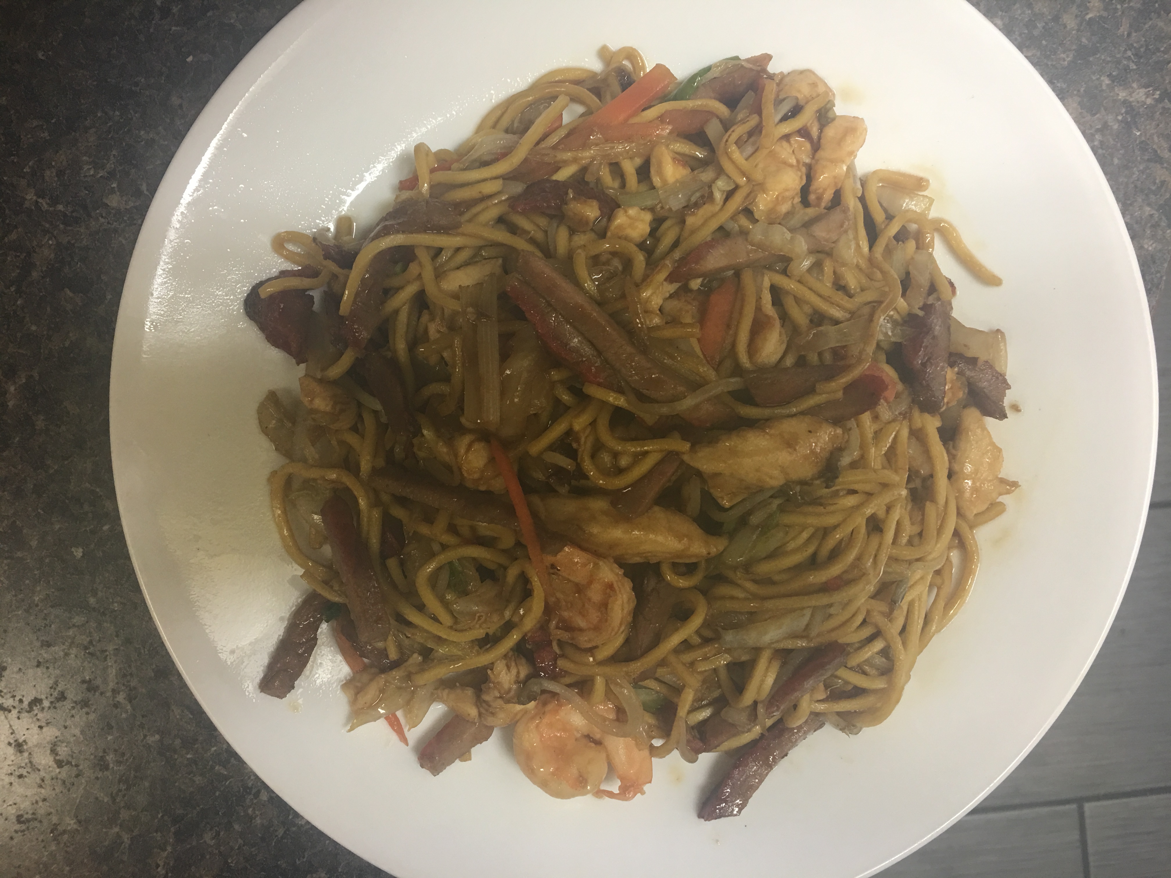 Order 43. House Special Lo Mein food online from Thai-Nese Fusion store, Lyndhurst on bringmethat.com