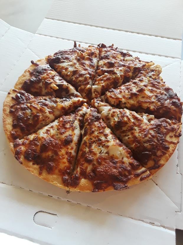 Order BBQ Chicken Pizza - Medium 12'' food online from Pizza By Marchelloni store, Pontiac on bringmethat.com