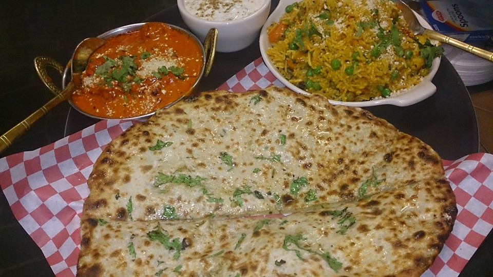 Order Garlic Naan food online from Kohinoor store, Orem on bringmethat.com