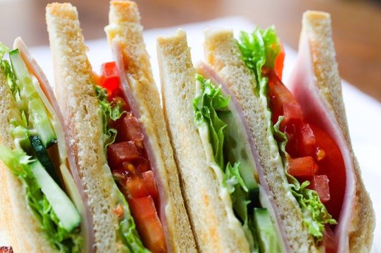 Order Bacon, lettuce and Tomato Sandwich  food online from Akamas Family Dining store, New Baltimore on bringmethat.com