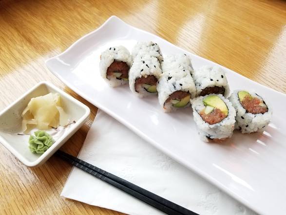 Order Spicy Tuna Roll food online from Oh Sushi store, Des Moines on bringmethat.com