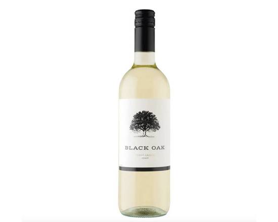 Order Black Oak Pinot Grigio, 750mL wine  food online from Cold Spring Liquor store, Liberty Hill on bringmethat.com