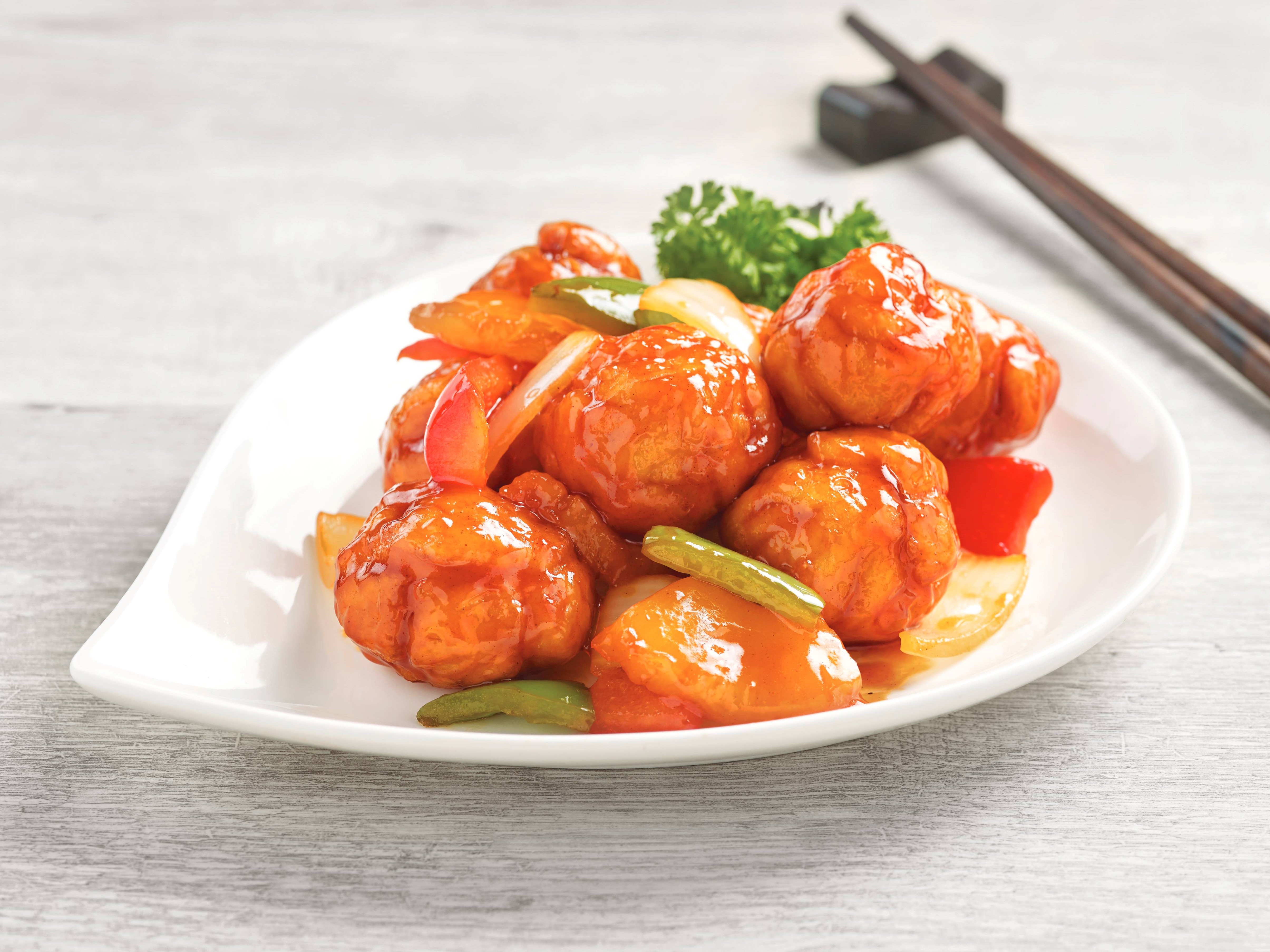 Order E3. Crispy Sweet and Sour Chicken food online from Paradise Dynasty store, Costa Mesa on bringmethat.com