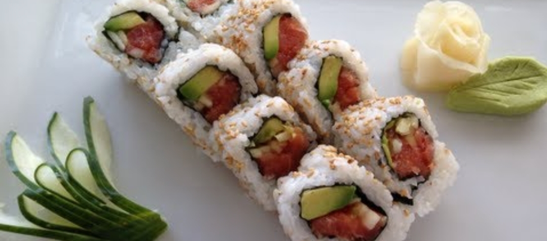 Order Spicy Tuna Roll food online from Sushi Mon store, Las Vegas on bringmethat.com