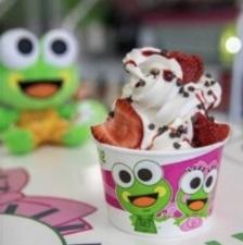 Order 12 oz. Frozen Yogurt food online from Sweetfrog store, Altoona on bringmethat.com