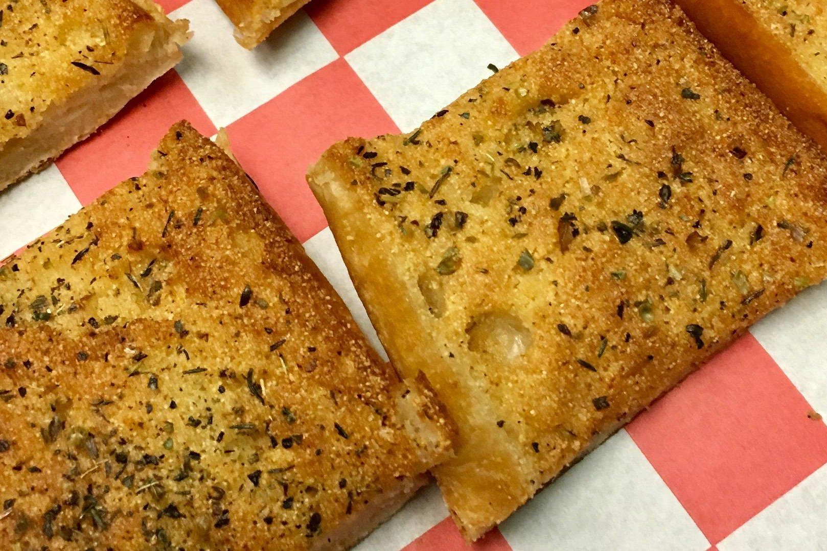 Order Garlic Toast food online from Jovitos Italian Cafe store, Kansas City on bringmethat.com