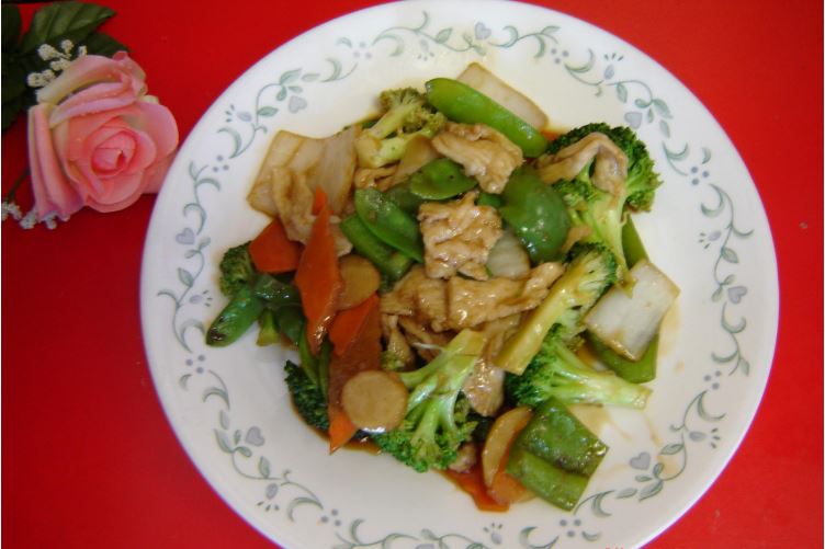 Order 79. Chicken with Mixed Vegetables food online from China Garden store, Waukegan on bringmethat.com