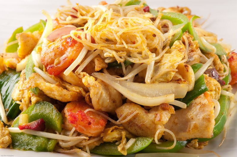 Order Singapore Curry Noodle food online from China A Go Go store, Las Vegas on bringmethat.com
