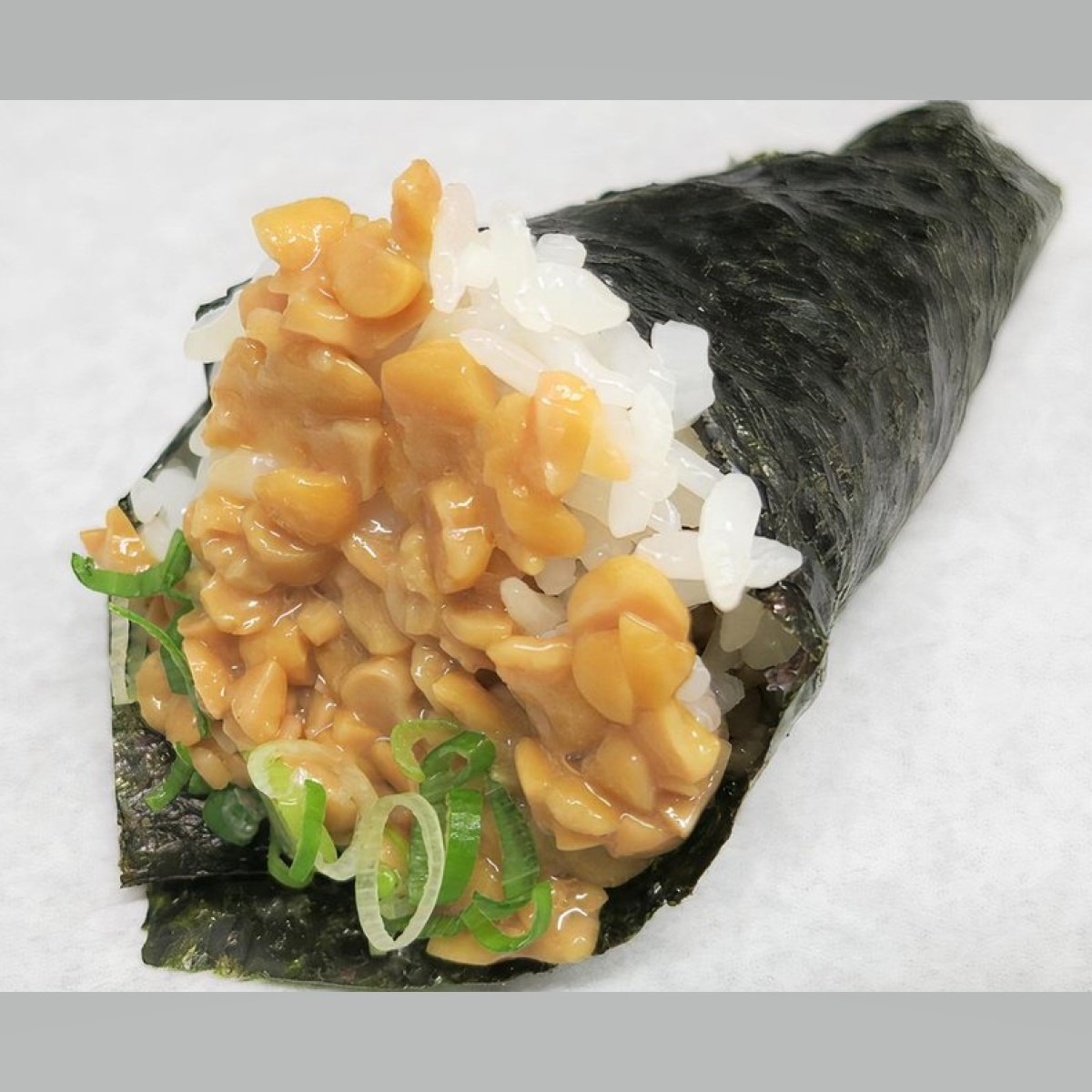 Order Natto Hand Roll food online from Noshi Sushi store, Los Angeles on bringmethat.com