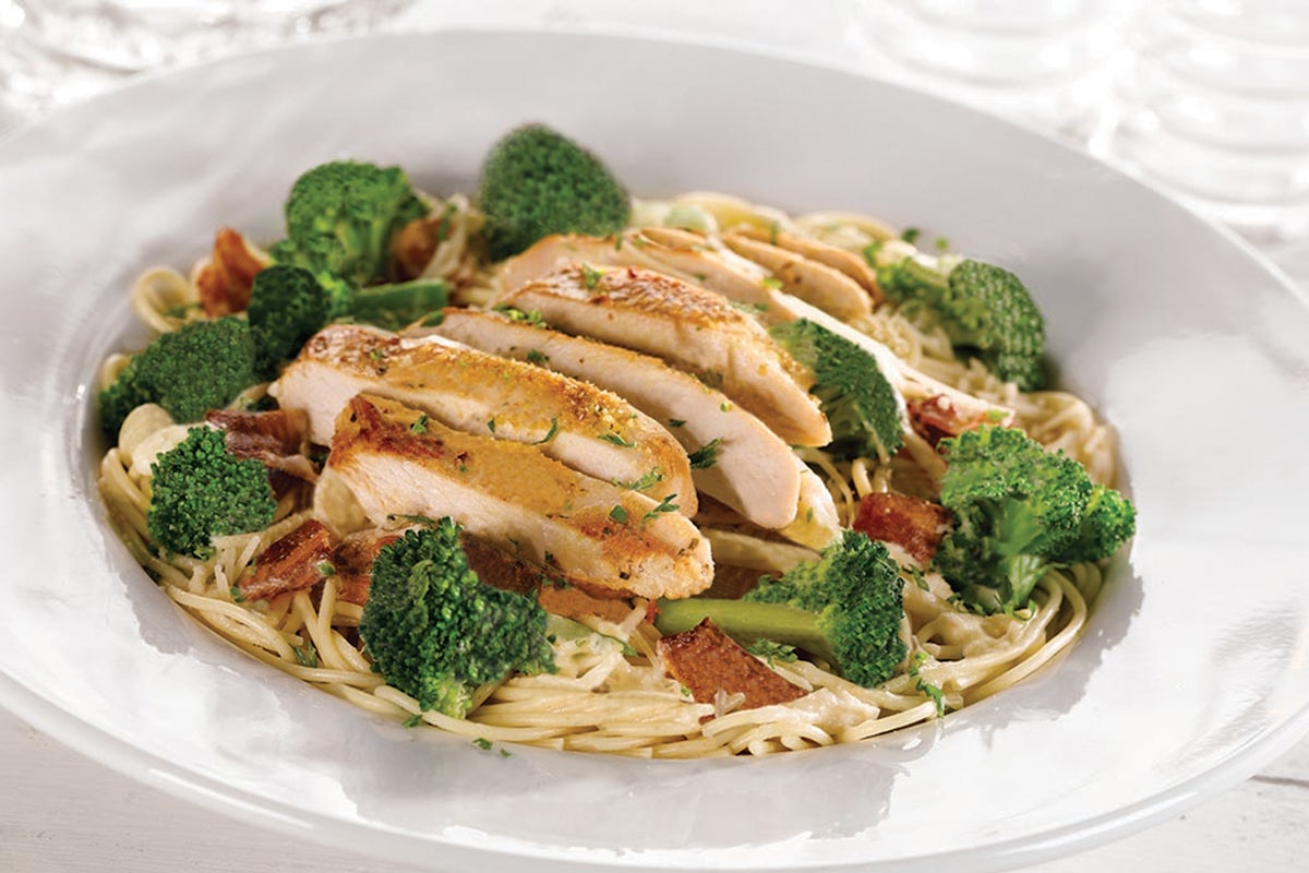 Order Chicken, Bacon & Broccoli Pasta food online from Bakery By Perkins store, Golden Valley on bringmethat.com