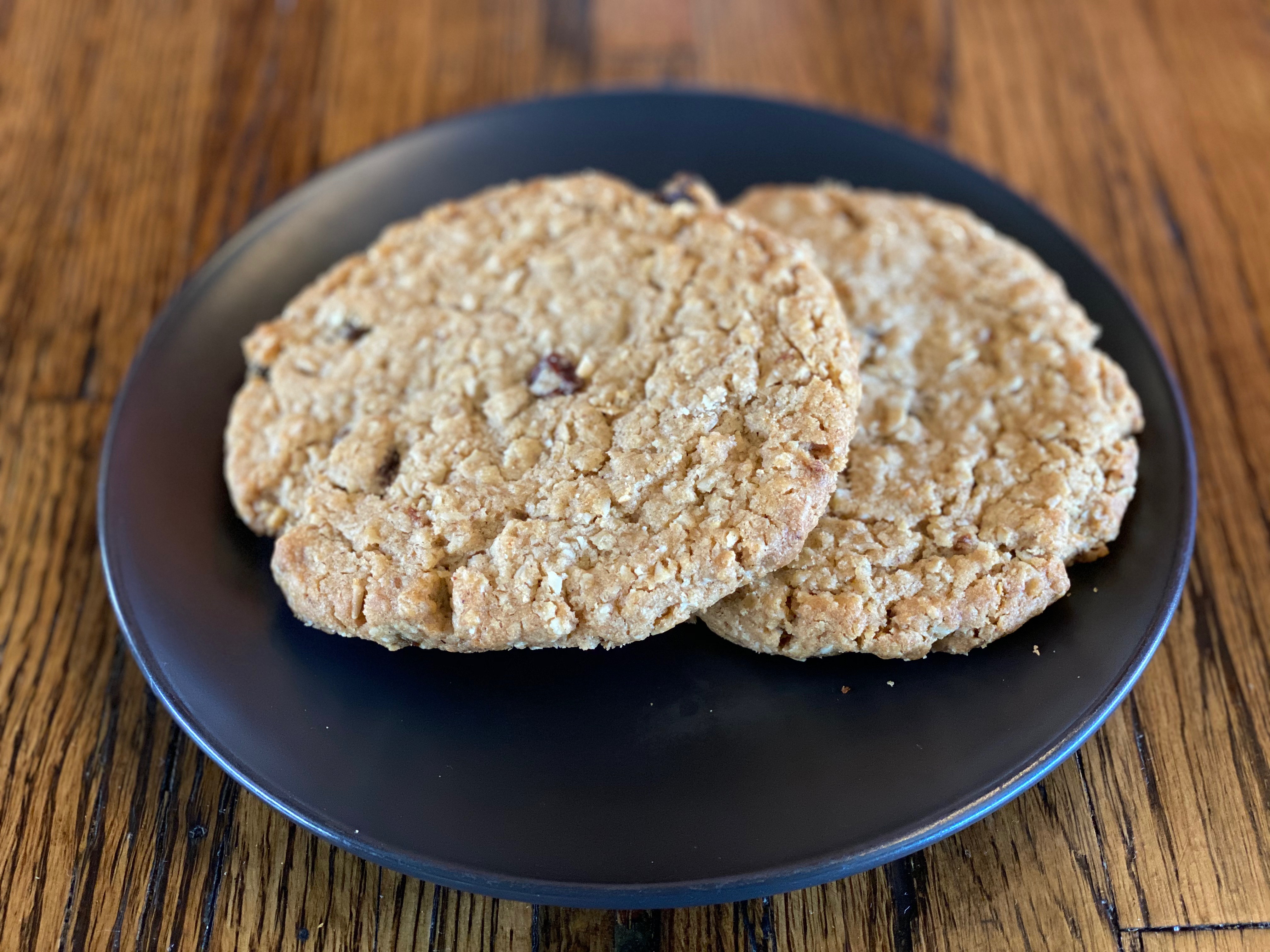 Order Oatmeal Raisin Cookie food online from Launch store, Golden on bringmethat.com