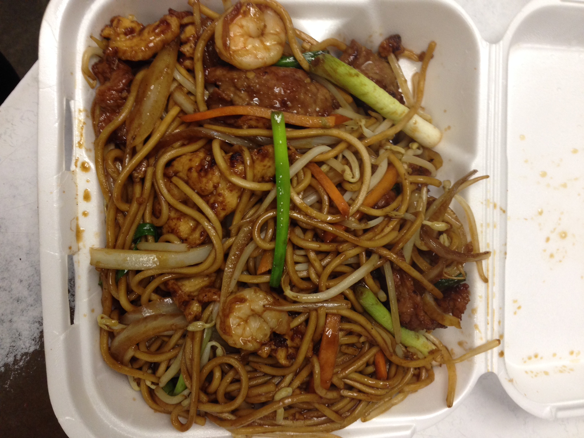 Order L3. Lo Mein Lunch Special food online from Hunan Garden store, Houston on bringmethat.com