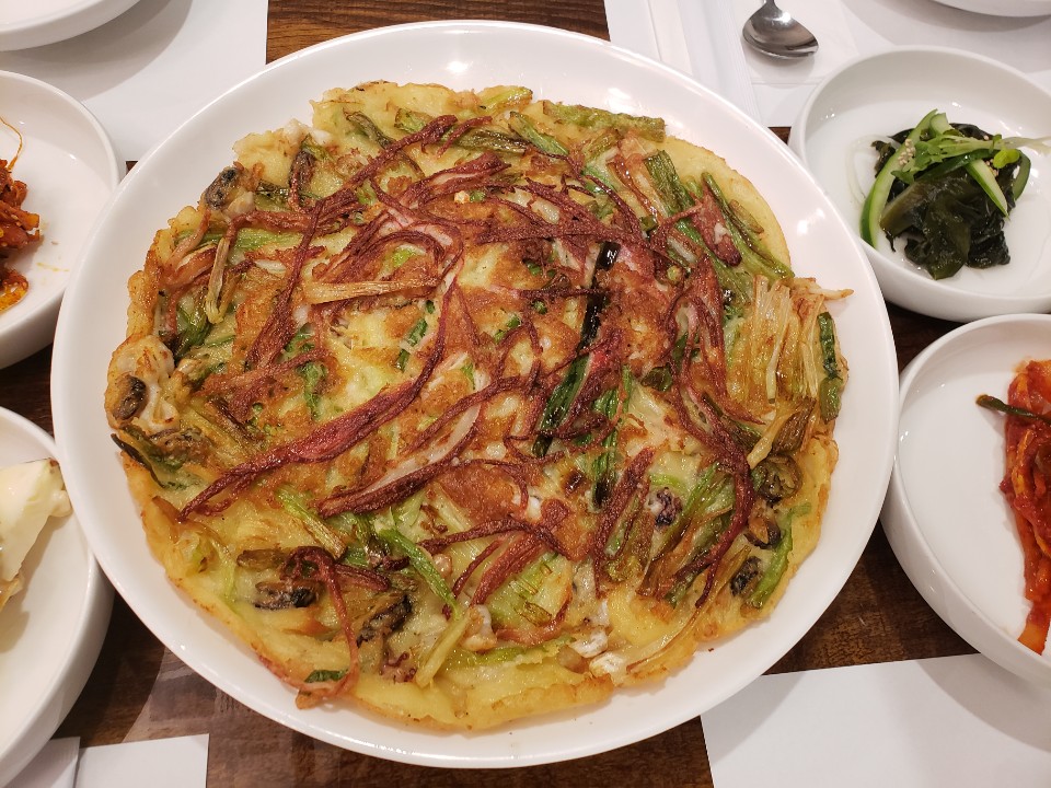 Order 3. Seafood green Onion Pancake food online from Daom Korean Restaurant store, Buena Park on bringmethat.com