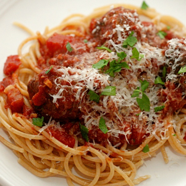 Order Spaghetti Bolognese food online from La Val's Pizza store, Albany on bringmethat.com