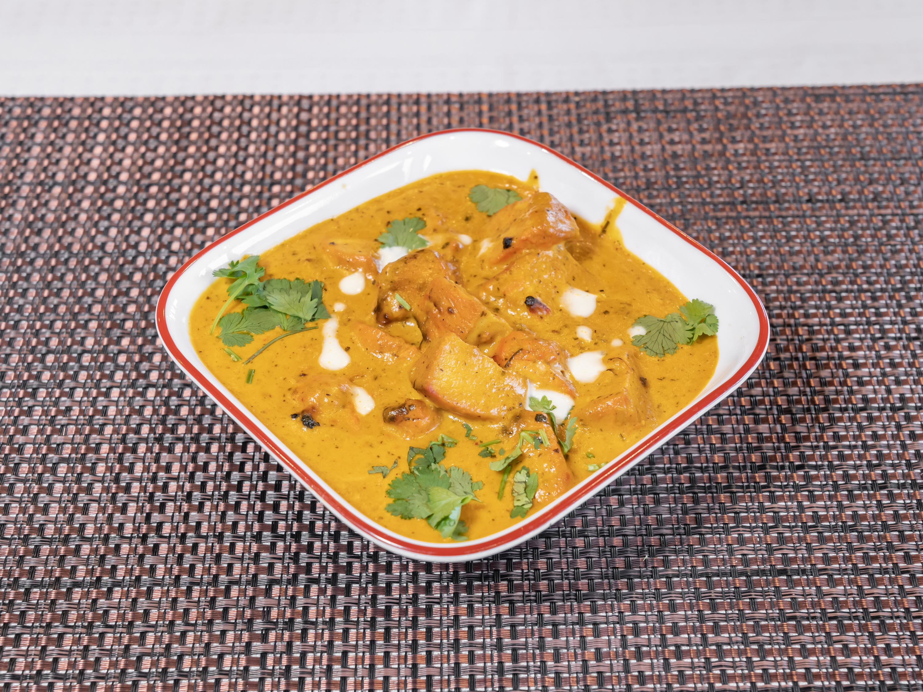 Order 47. Chicken Tikka Masala food online from Charminar Biryani House store, Troy on bringmethat.com