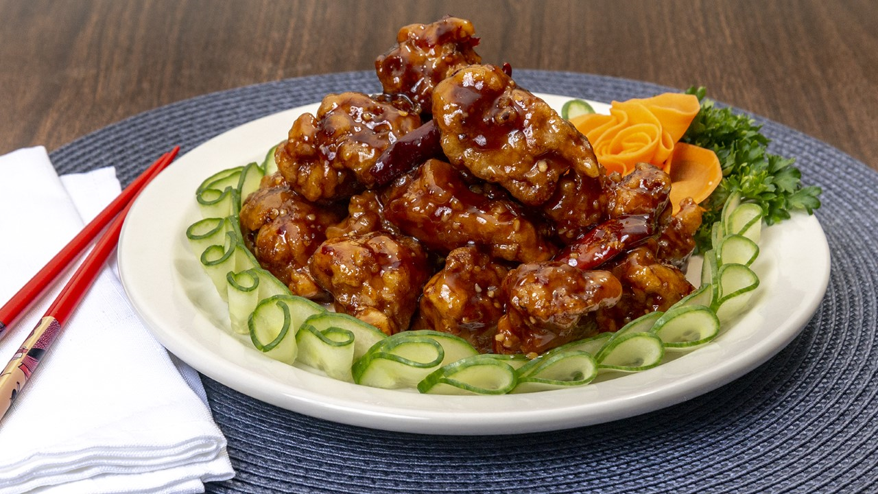 Order General Tso's Chicken food online from Hunan Taste store, Springfield on bringmethat.com