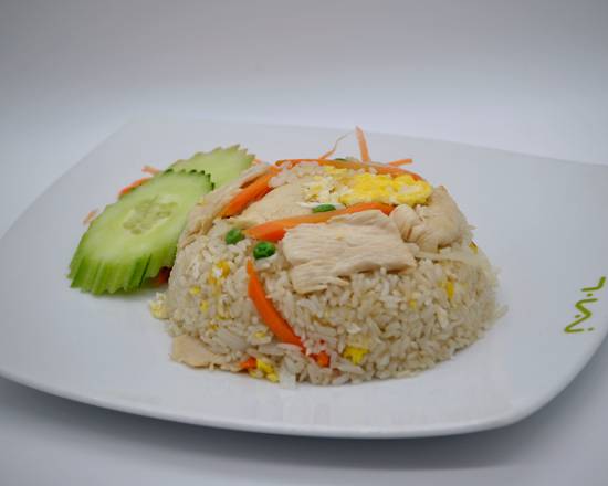 Order 23c. pineapple fried rice food online from Downtown Thai & Pho store, Winston-Salem on bringmethat.com