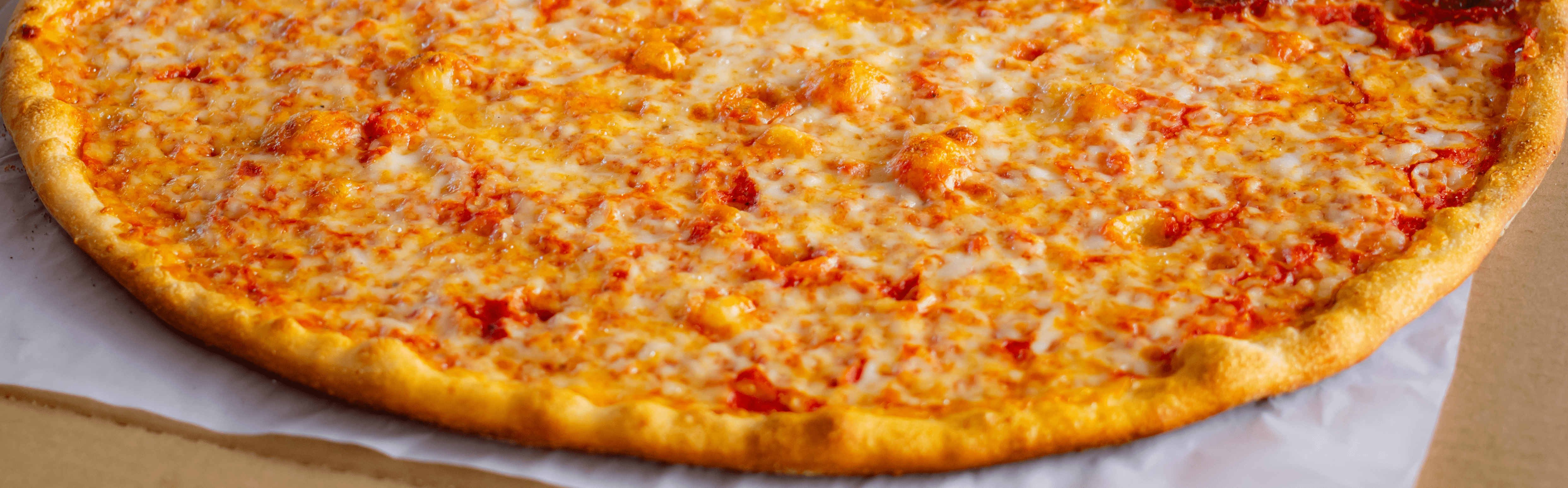 Order Cheese Pizza food online from Speederia Pizzeria store, Redwood City on bringmethat.com