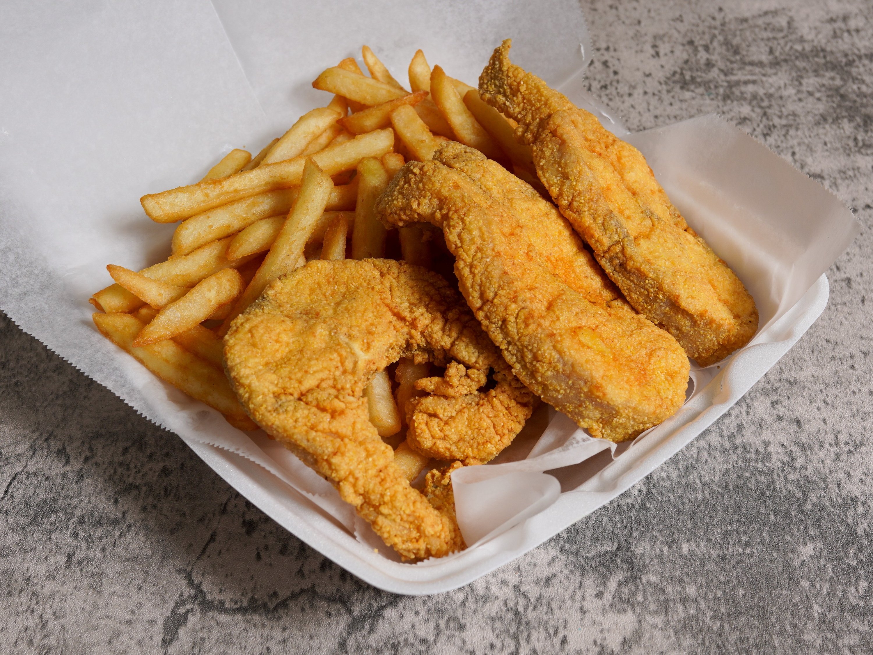 Order Catfish & Fries food online from 5 Star Wings store, Kankakee on bringmethat.com