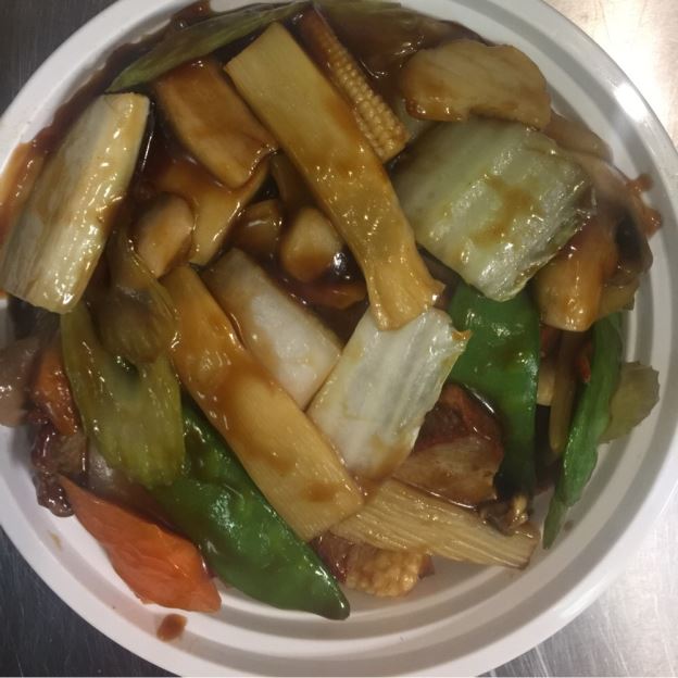 Order Roast Pork with Chinese Vegetables food online from Oriental Express Restaurant store, Deptford Township on bringmethat.com