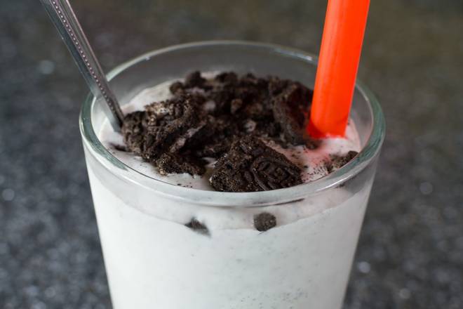 Order Cookies & Cream  food online from Bad Daddy's Burger Bar store, Summerville on bringmethat.com