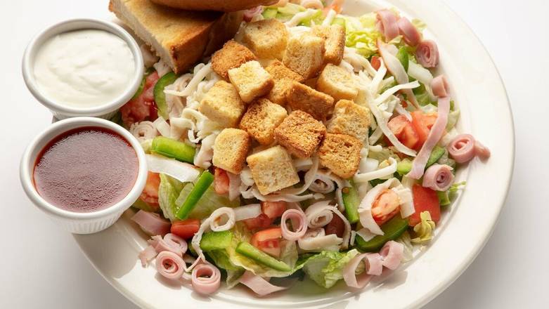 Order Chef Salad food online from Carbone's Pizzeria store, Woodbury on bringmethat.com